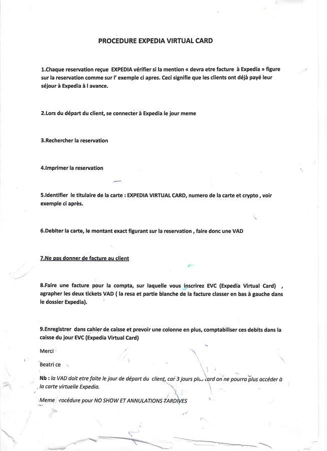 Hotel Du Commerce Párizs Kültér fotó