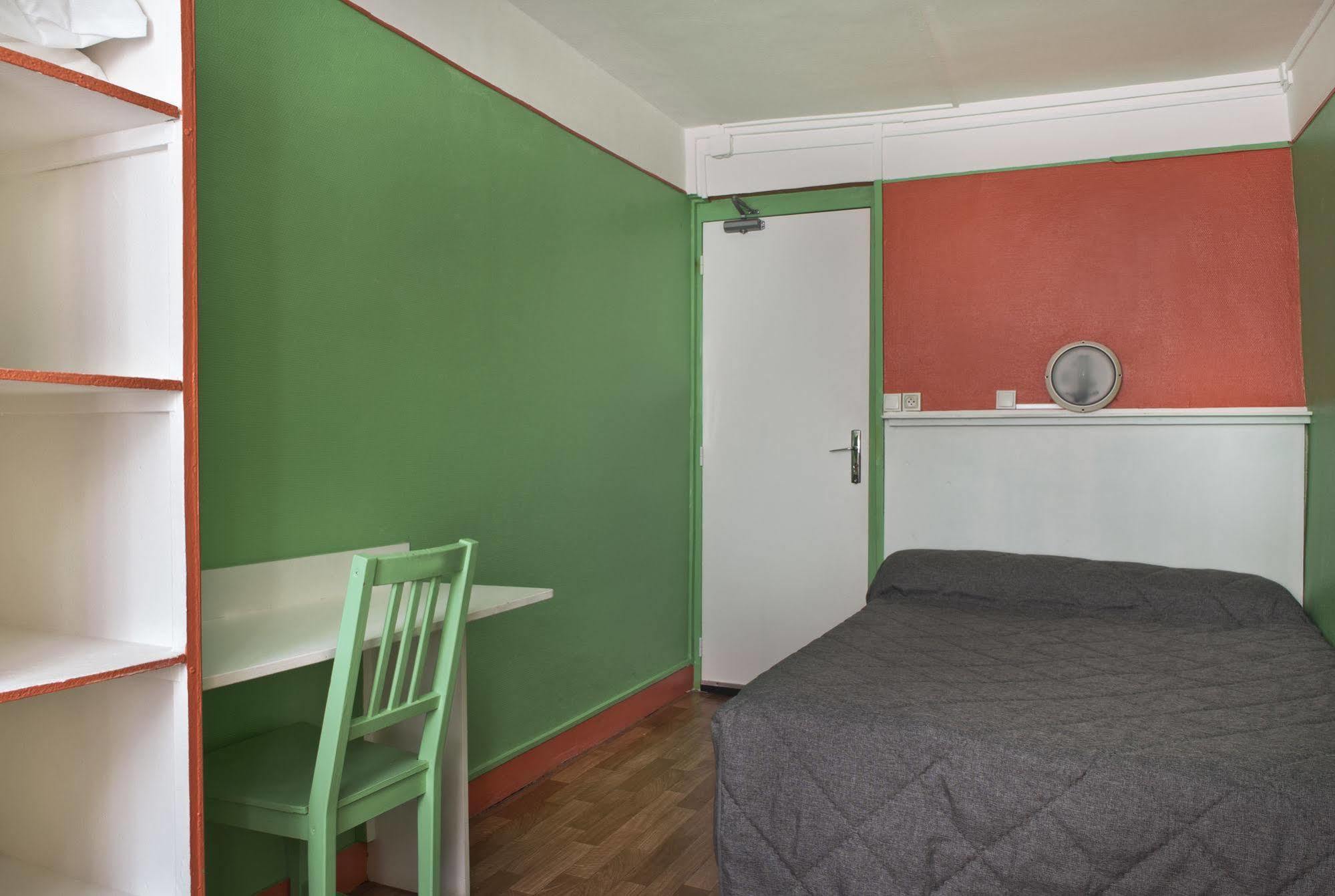 Hotel Du Commerce Párizs Kültér fotó