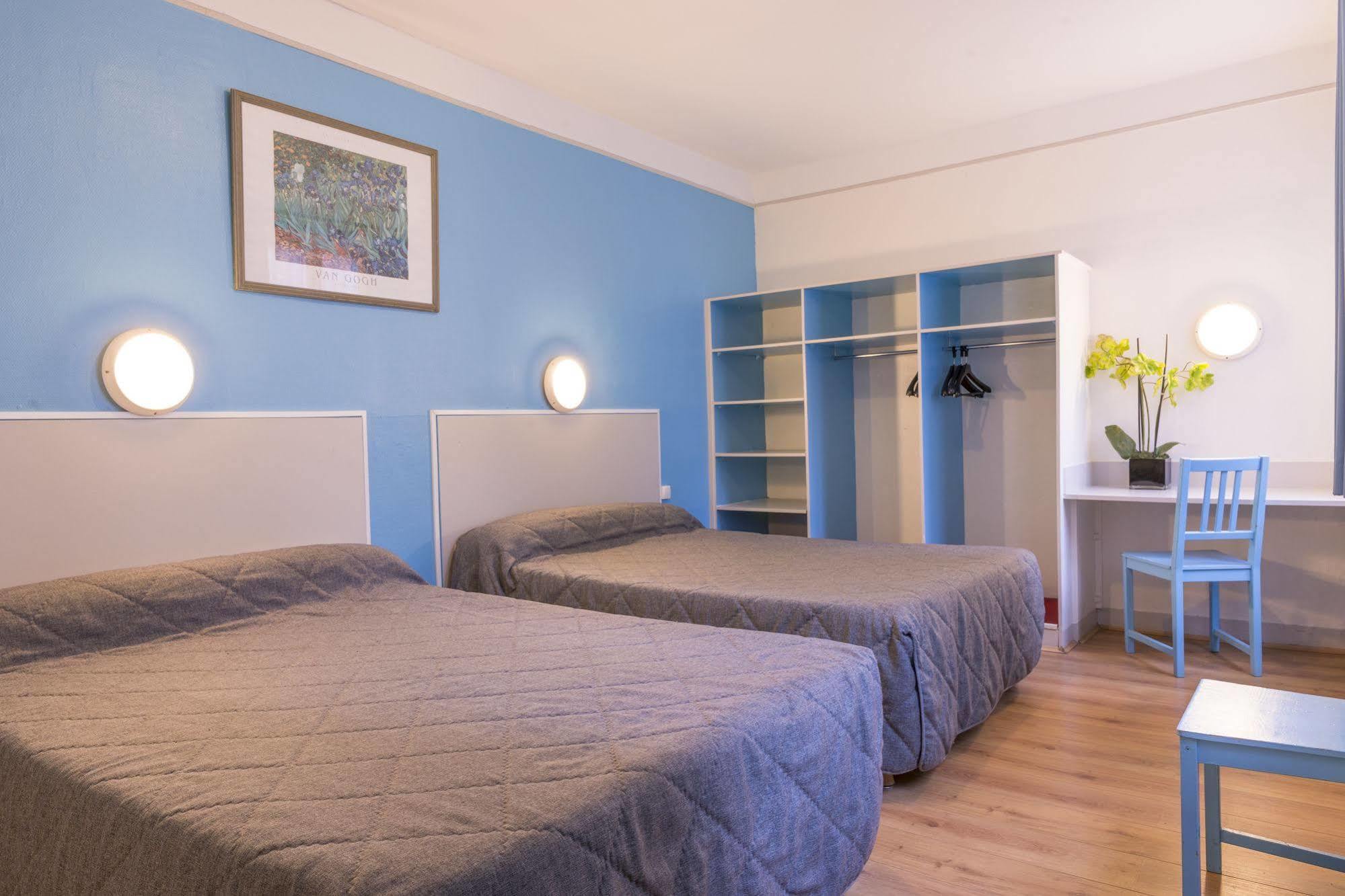 Hotel Du Commerce Párizs Kültér fotó