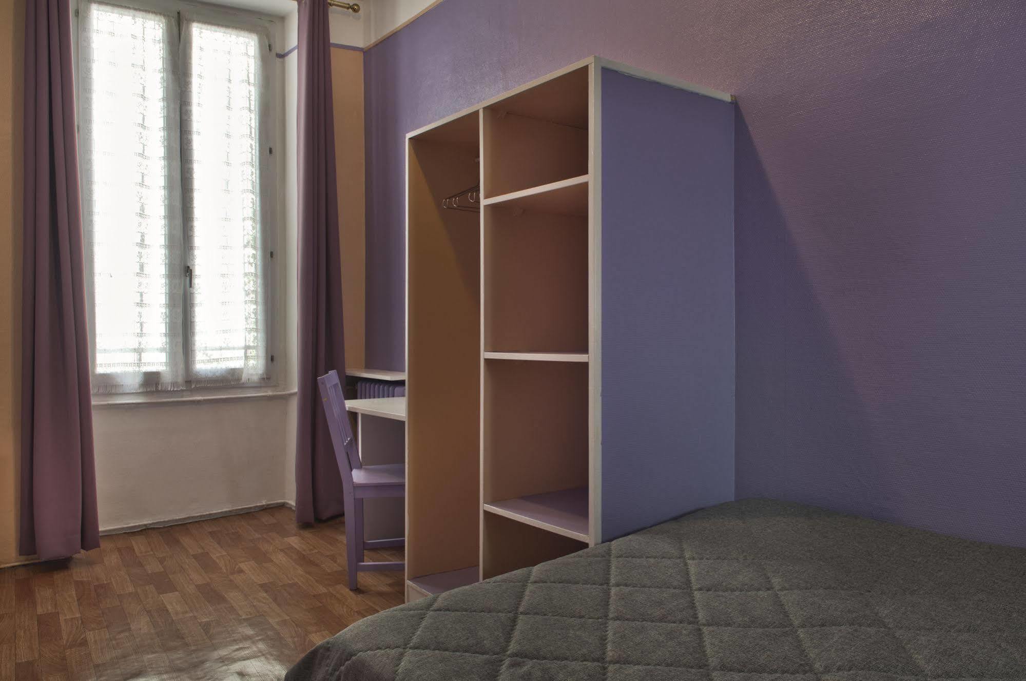 Hotel Du Commerce Párizs Kültér fotó